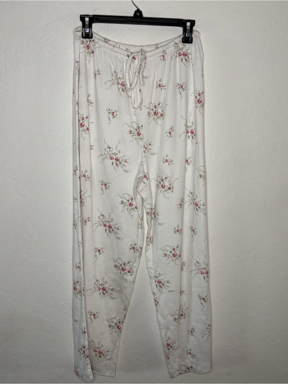 NWT Go Softly 2 Pc Floral Roses Pajama Set Mismatched Size M Top L Pants Cotton - Picture 12 of 16